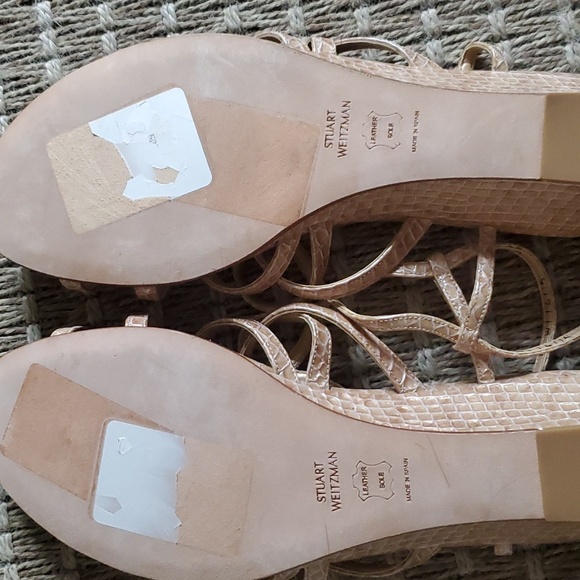 Stuart Weitzman never worn. NWOT. Sandals made in Spain. 8m - Picture 4 of 4